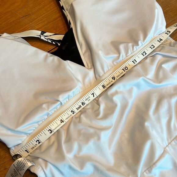 Lands’ End Swimsuit 1-piece black and white XXL - Picture 11 of 16